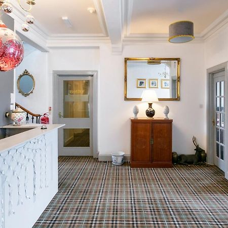 Oyo Lochinvar Hotel Glasgow Eksteriør billede
