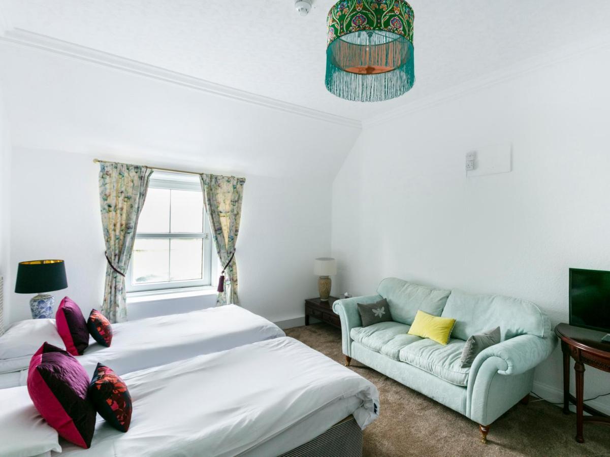 Oyo Lochinvar Hotel Glasgow Eksteriør billede
