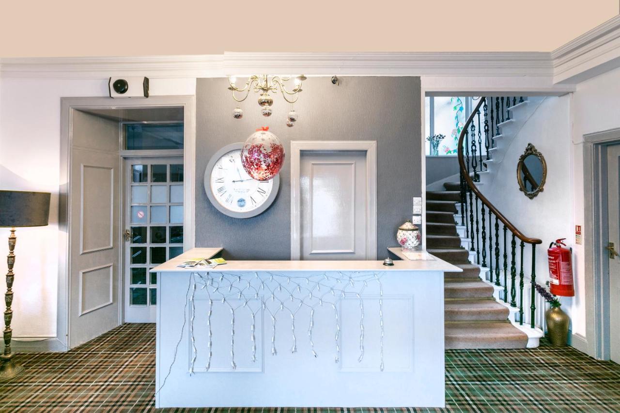 Oyo Lochinvar Hotel Glasgow Eksteriør billede